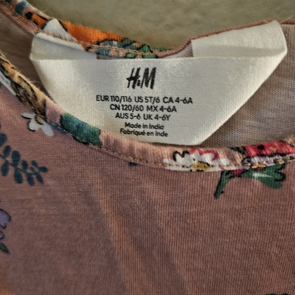H&M Kids Dress in Blush with Whimsical Print - Picture 4 of 6